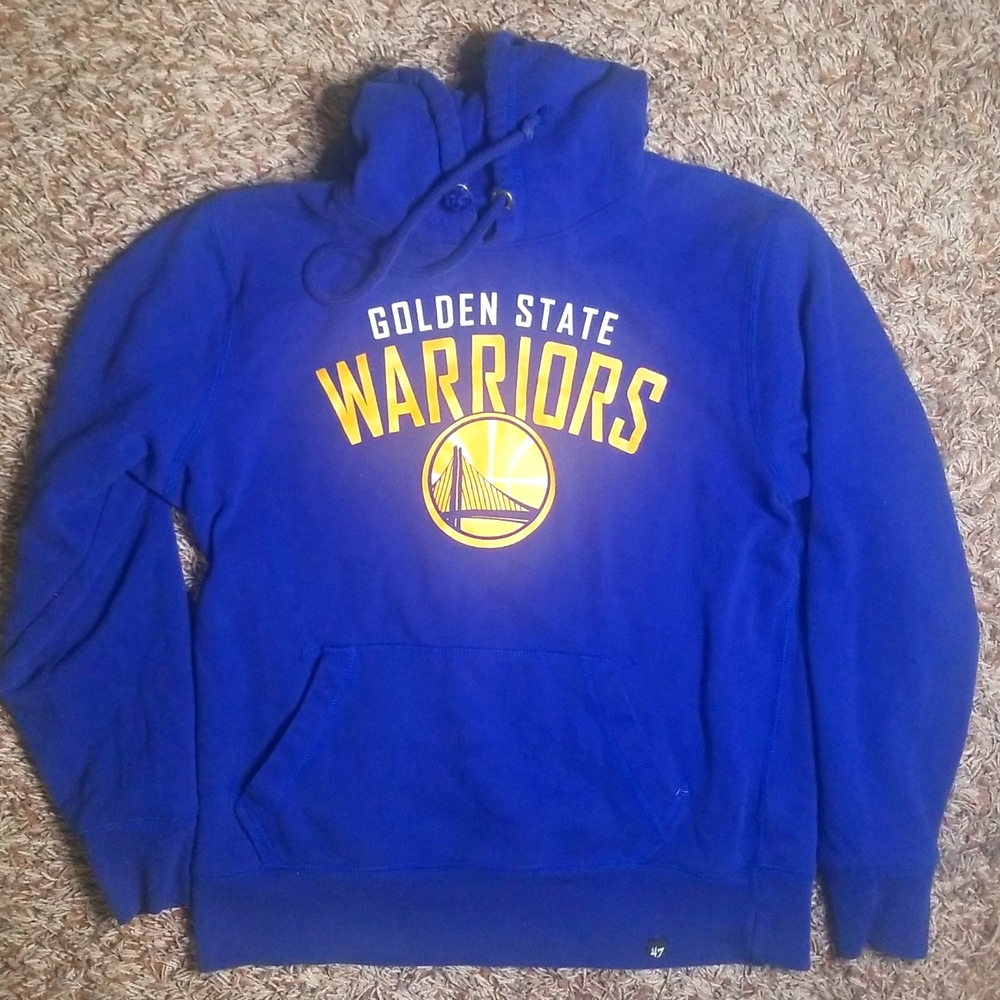 5S1.  NBA Warriors hoodie (mens)